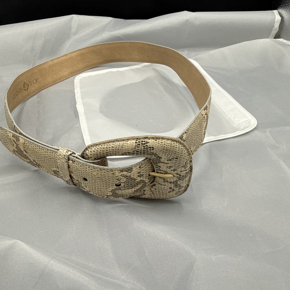 The Leather Shop snakeskin print fashion belt Made In Taiwan Size M